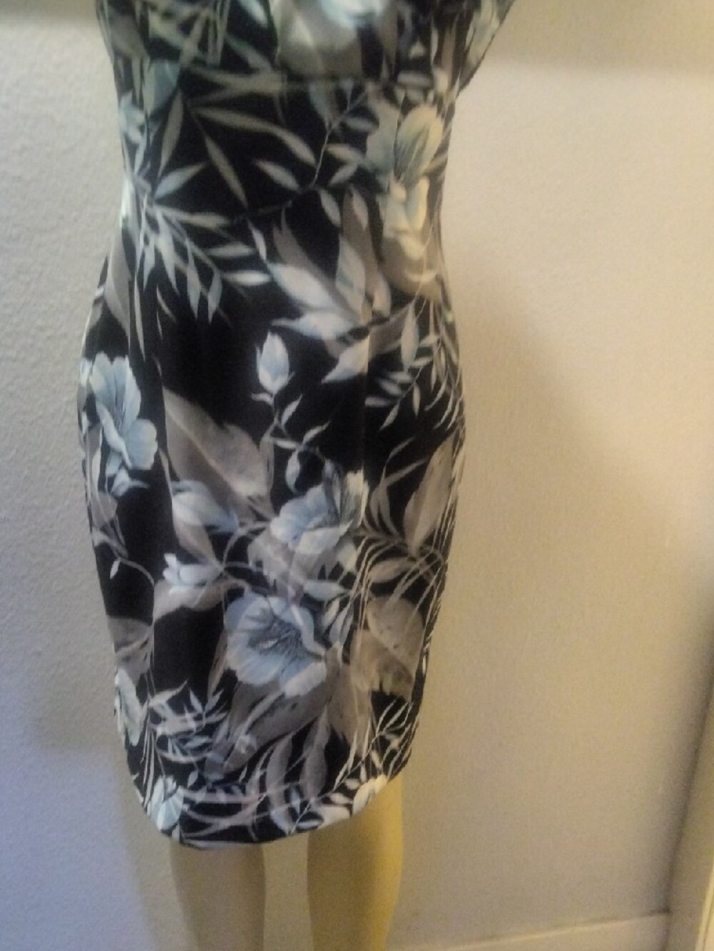 connected apparel Black Floral Sheath Dress with Black Blue Blooms - Picture 3 of 10
